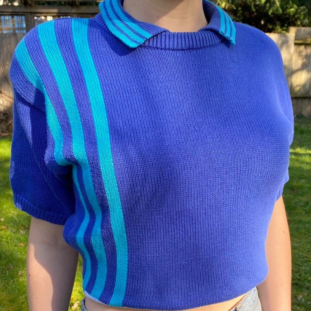 90’s collared Sweater shirt with colorblock stripes